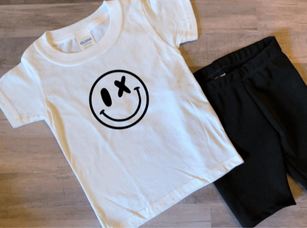 Girls Pink, Turquoise, Black Bike Shorts and a Matching T-Shirt, Shorts Set