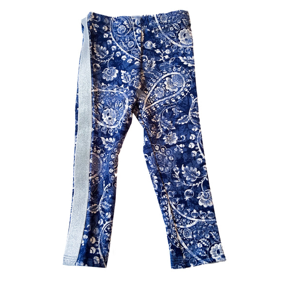 Trendy paisley with Side Stripe Legging